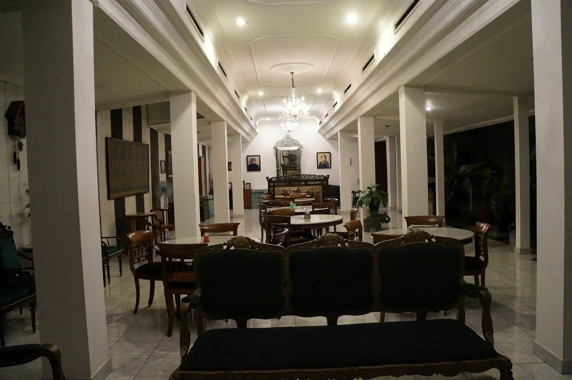 Hotel Kirana Yogyakarta Exterior photo